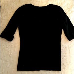 Black crew neck sweater